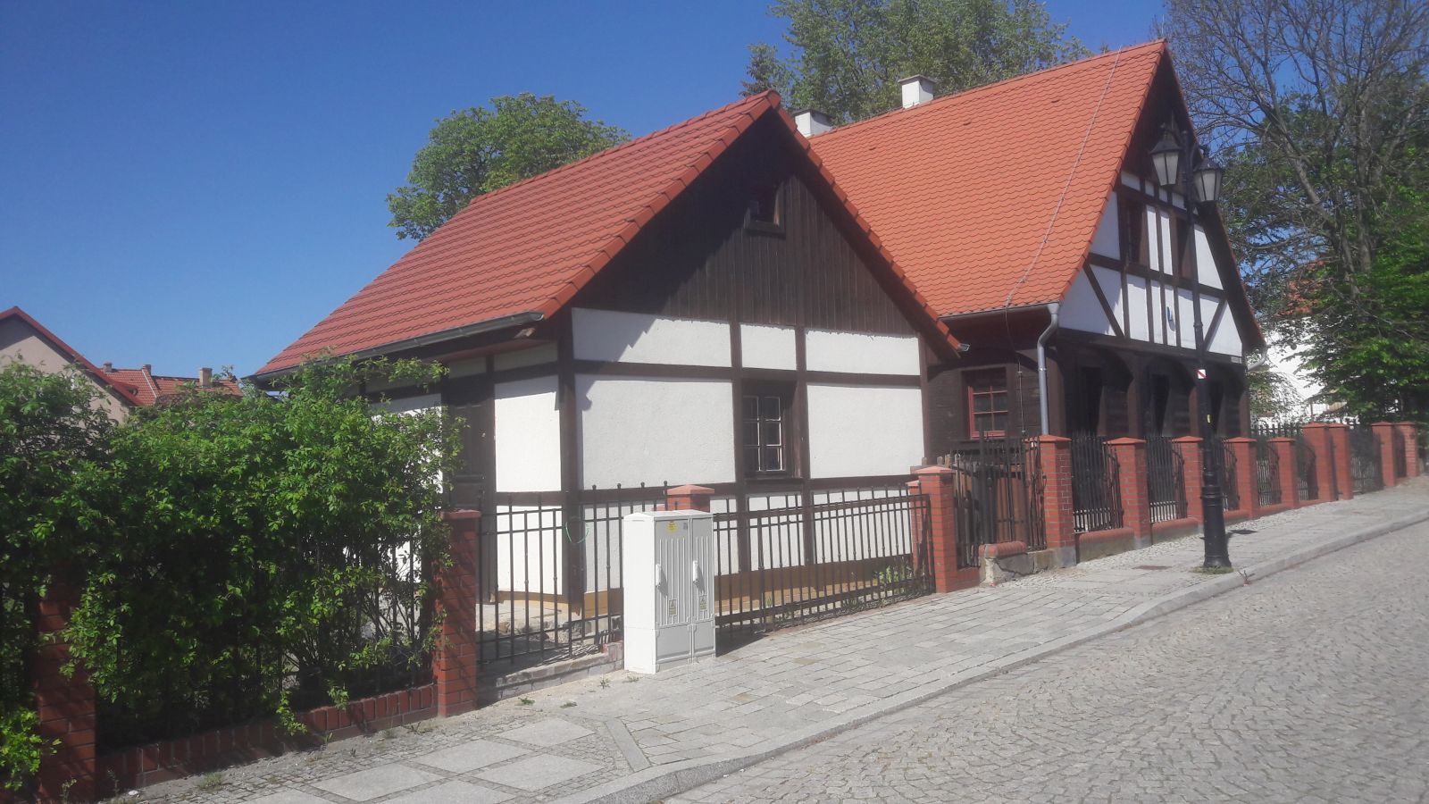 Domy przysłupowe